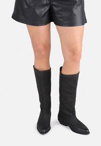 KENDRA - Saapad - black