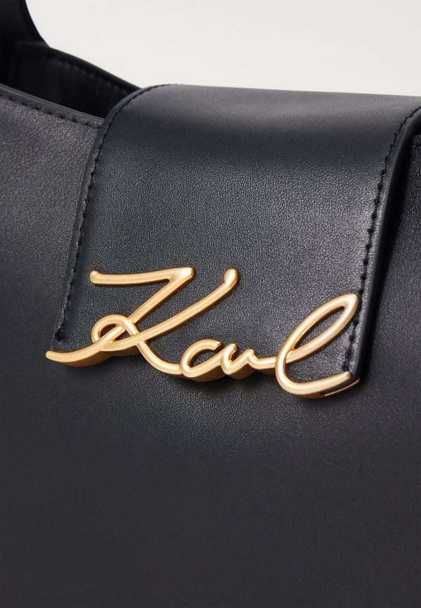 SIGNATURE SHOULDER BAG - Handbag3