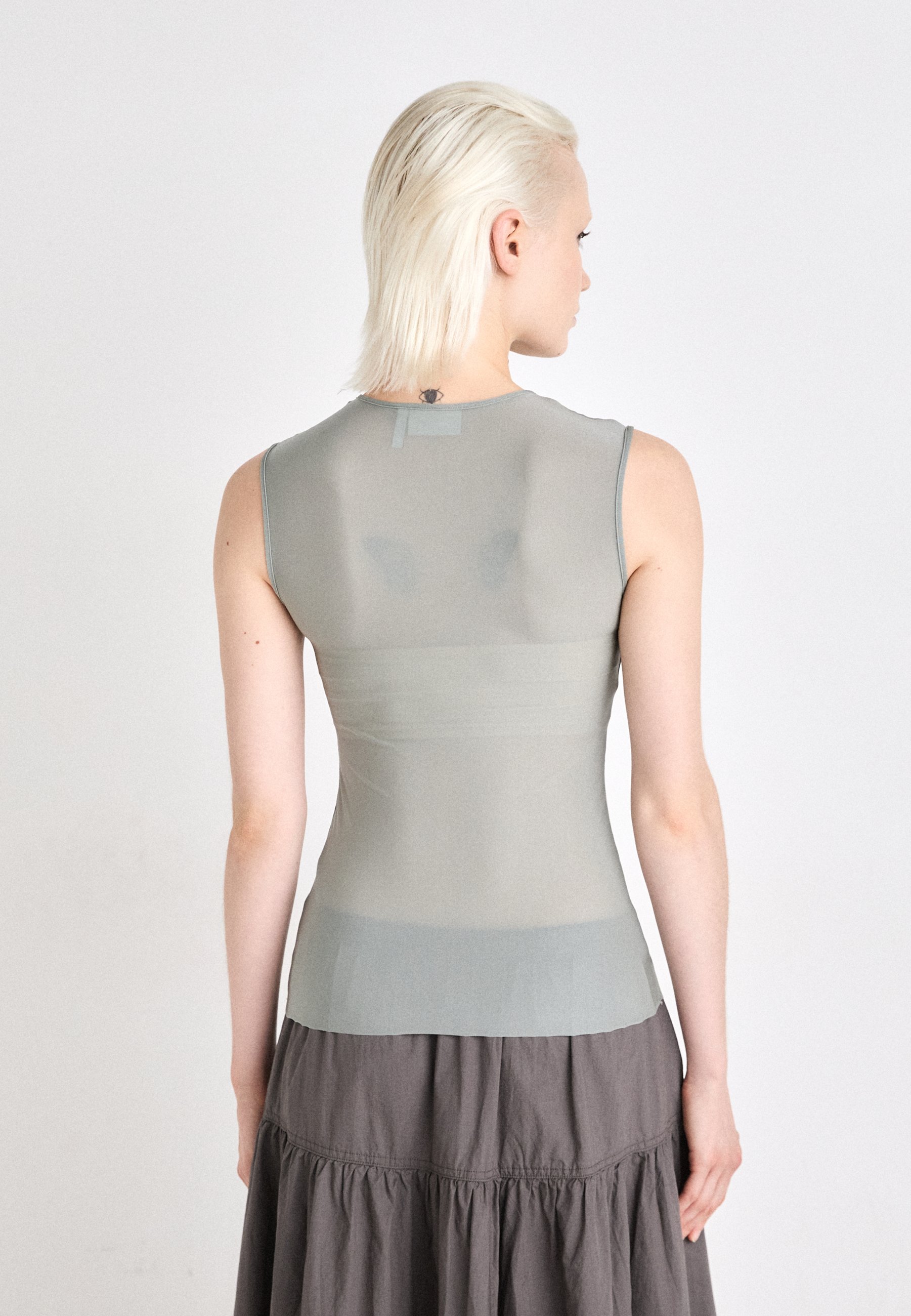 tank top transparent
