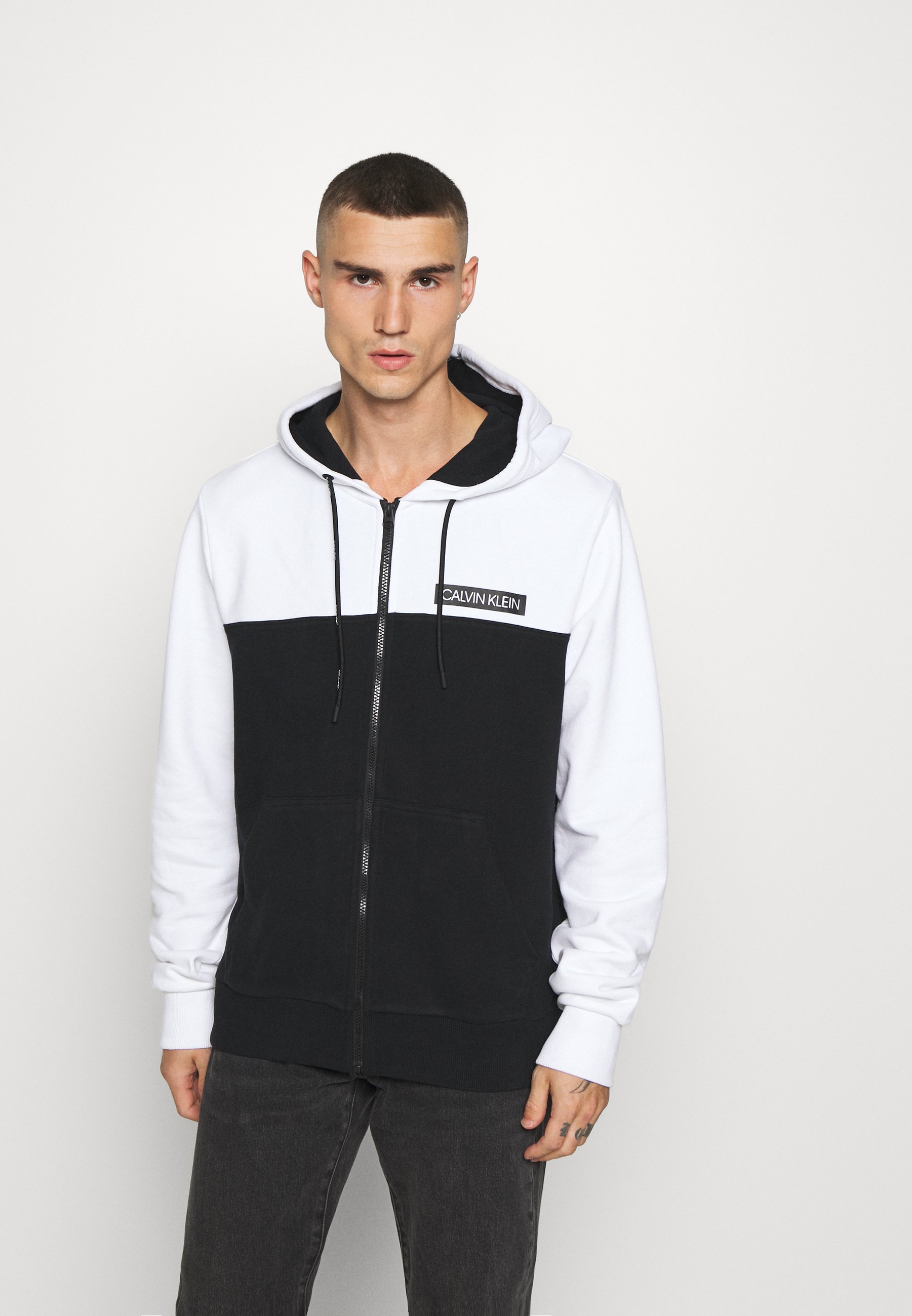 Calvin Klein COLOR BLOCK ZIP THROUGH HOODIE - Sweatjacke -  black/white/schwarz - Zalando.de