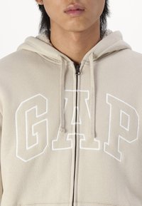 GAP ARCH  - Hættetrøje - bedrock
