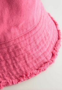 Unausgewählt, bright pink