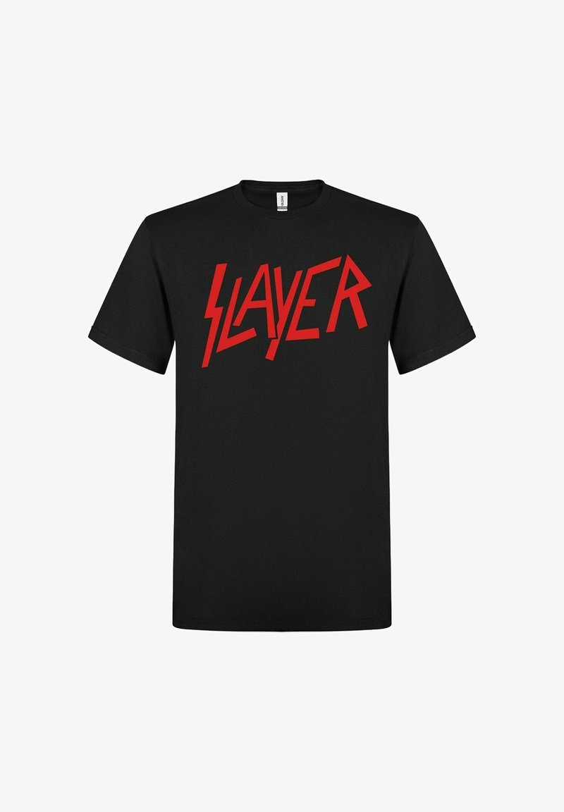 Černé bavlněné tričko s výrazným červeným nápisem "SLAYER" v ostrém písmu přes hruď, krátké rukávy a kulatý výstřih.