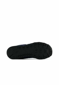 Semelle en caoutchouc noir avec des crampons profonds, dotée d'un dessus bleu. Le design comprend des accents texturés et des bords renforcés pour une meilleure durabilité.