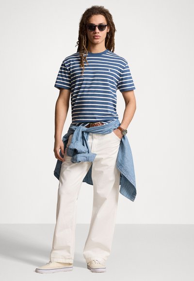 Polo Ralph Lauren CLASSIC FIT STRIPED JERSEY T-SHIRT - Apdrukāts T-krekls - clancy blue/nevis