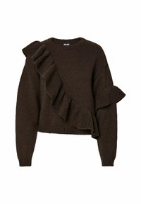 Brązowy dziergany sweter z unikalnym falbankowym akcentem po jednej stronie oraz ściągaczami na rękawach. Krój jest luźny, z okrągłym dekoltem.