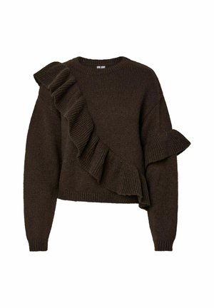 Brązowy dziergany sweter z unikalnym falbankowym akcentem po jednej stronie oraz ściągaczami na rękawach. Krój jest luźny, z okrągłym dekoltem.