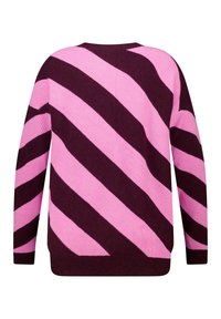 Gebreide trui met brede diagonale strepen in donkerpaars en lichtroze. Ronde hals, geribbelde structuur en lange mouwen.