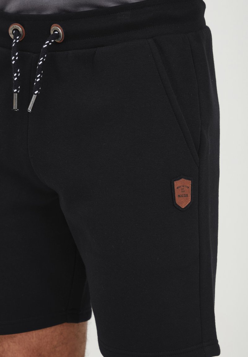 Herren Chino Shorts | INDICODE JEANS IDKULTOP Shorts black/schwarz - ZH75988 Herren Chino Shorts | INDICODE JEANS IDKULTOP Shorts black/schwarz - ZH75988