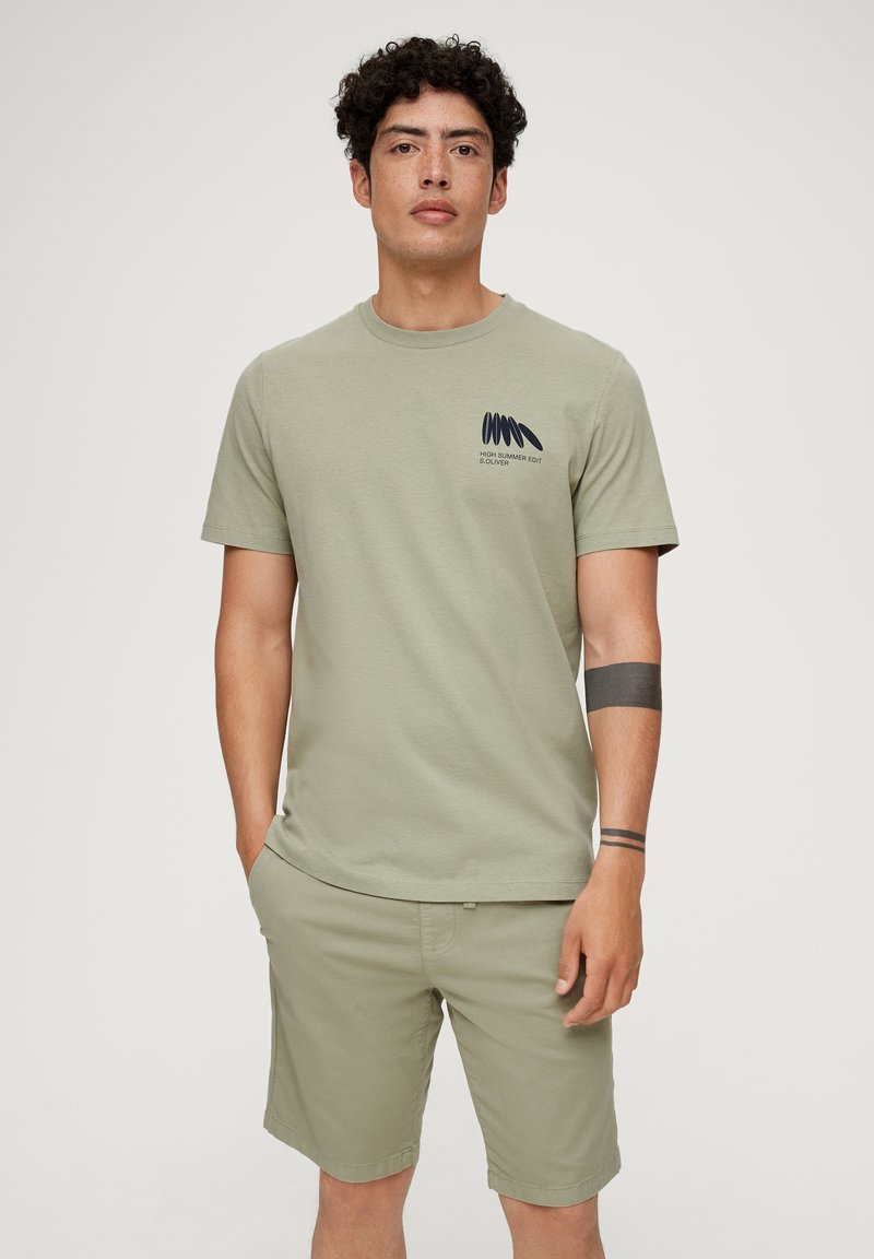 s.Oliver MIT FRONTPRINT - T-shirt z nadrukiem