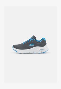 No seleccionado, charcoal mesh/blue trim