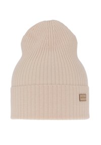 Berretto a maglia a coste beige con risvolto e piccola etichetta rettangolare del marchio sul davanti.