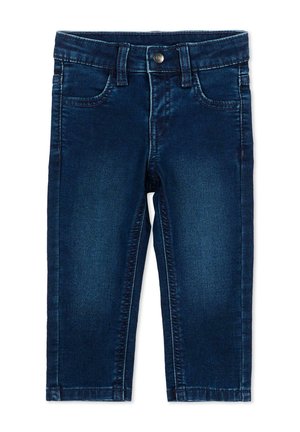 Jeans in denim blu scuro per bambini con bottone frontale, passanti per cintura e due tasche frontali su sfondo bianco.