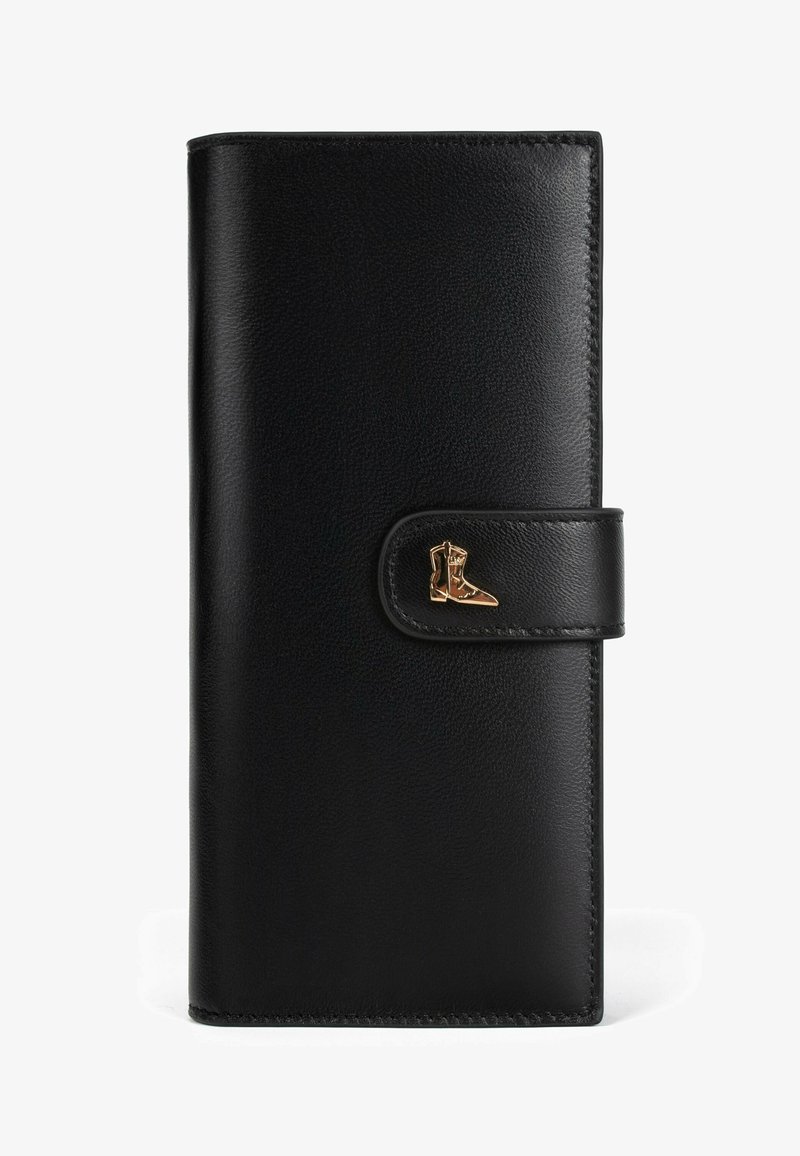 Portefeuille en cuir noir à surface texturée, forme rectangulaire, avec une décoration en métal doré en forme de bottine sur la fermeture à sangle.
