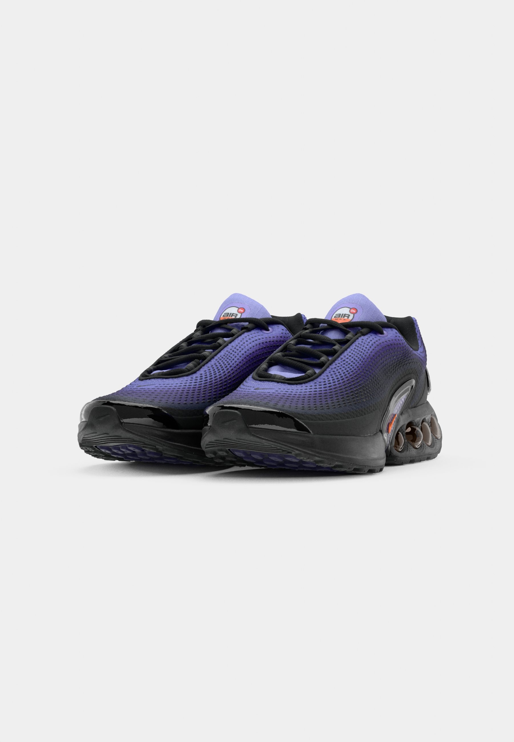 Nike Sportswear AIR MAX DN SE - Sneakers low - medium violet/total