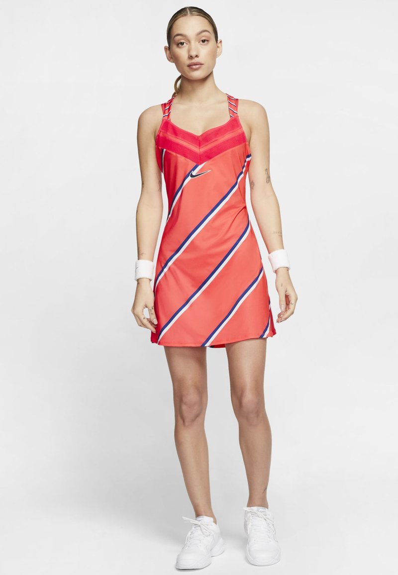 Nike Performance Jurken rood Nike Performance Jurken rood