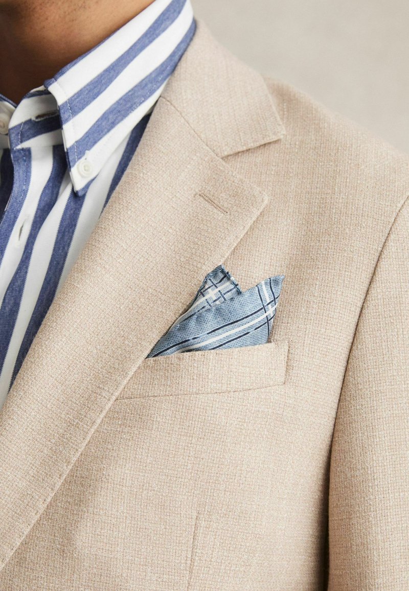 Reiss ENRICO ALMOND  - Díszzsebkendő - soft blue melange