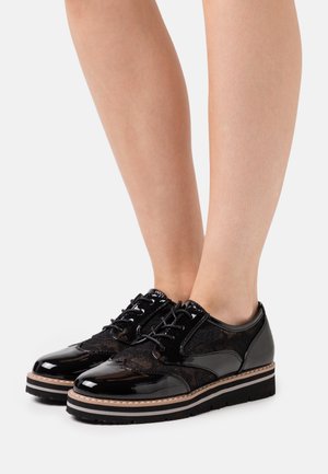 Lace-ups - black