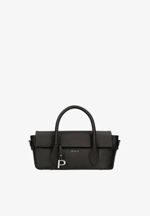 Sac à main en cuir noir avec deux poignées, une fermeture à rabat, un charm en forme de "P" argenté et le nom de la marque "Picard" sur le devant.