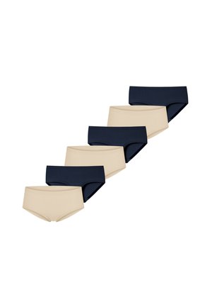 Sei paia di biancheria intima hipster da donna in colori alternati beige e blu scuro, disposti in linea diagonale su sfondo bianco.