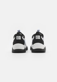 Armani Exchange LACE UP - Sneakers basse - optical white/black/blue
