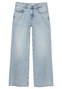 Jean large bleu clair avec poches avant, passants de ceinture, bouton en métal et fermeture éclair, fabriqué en tissu denim.