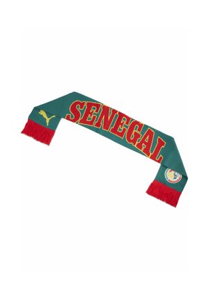 Groene sjaal met rode franjes met het woord Senegal in grote rode en gele letters, een Puma-logo en het embleem van de Senegalese voetbalbond.
