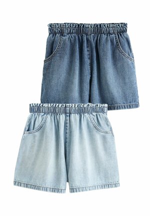 To par elastiske talje denimshorts, en mørkeblå og en lyseblå, begge med sidelommer og afslappet stil.