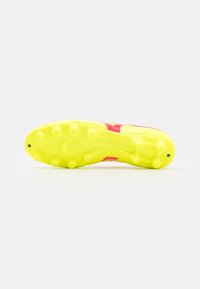 Mizuno MORELIA II CLUB - Kõva pinnase jalgpallisaapad - safety yellow/fiery coral 2/galaxy silver