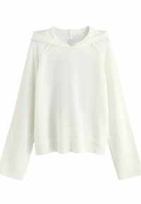 Biały dzianinowy sweter z kapturem, z prążkowanym dołem i mankietami, o gładkiej teksturze i raglanowych rękawach. Prosty, minimalistyczny design.