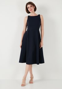 Unausgewählt, dark blue