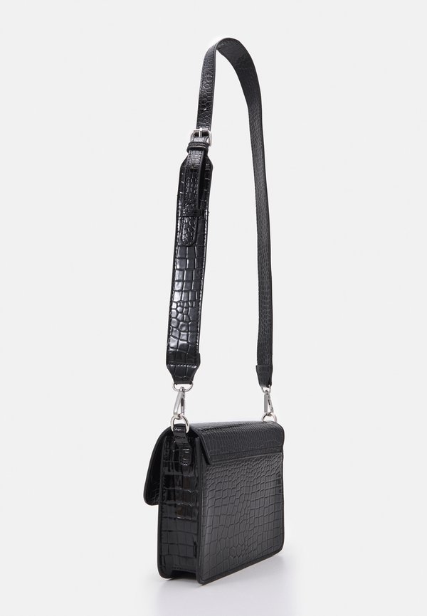 CAYMAN POCKET TRACE - Cross body bag2