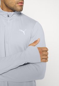 Puma RUN FAVORITE  - Camisola de manga comprida - harbor mist/fizzy light