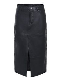 Gonna in pelle nera con vita aderente, tasche frontali, uno spacco centrale e cuciture piatte per un design elegante.