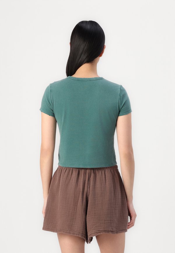 Print T-shirt - balsam tree3