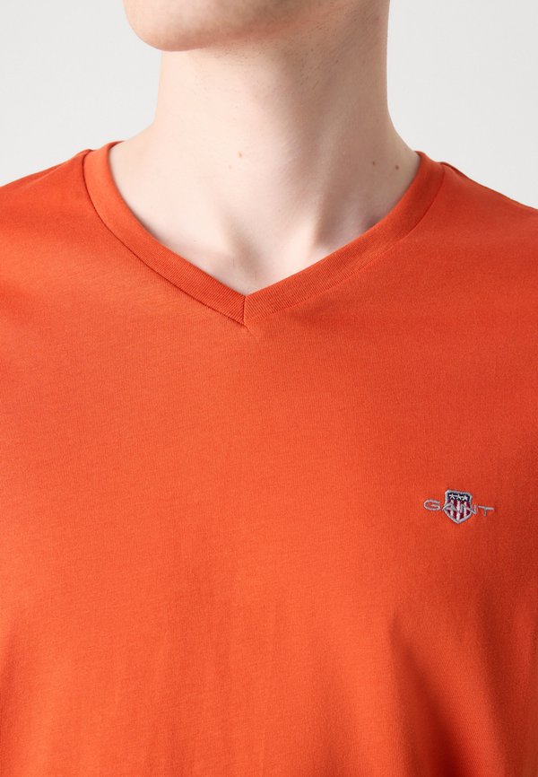 SLIM SHIELD V NECK - Basic T-shirt - deep orange4