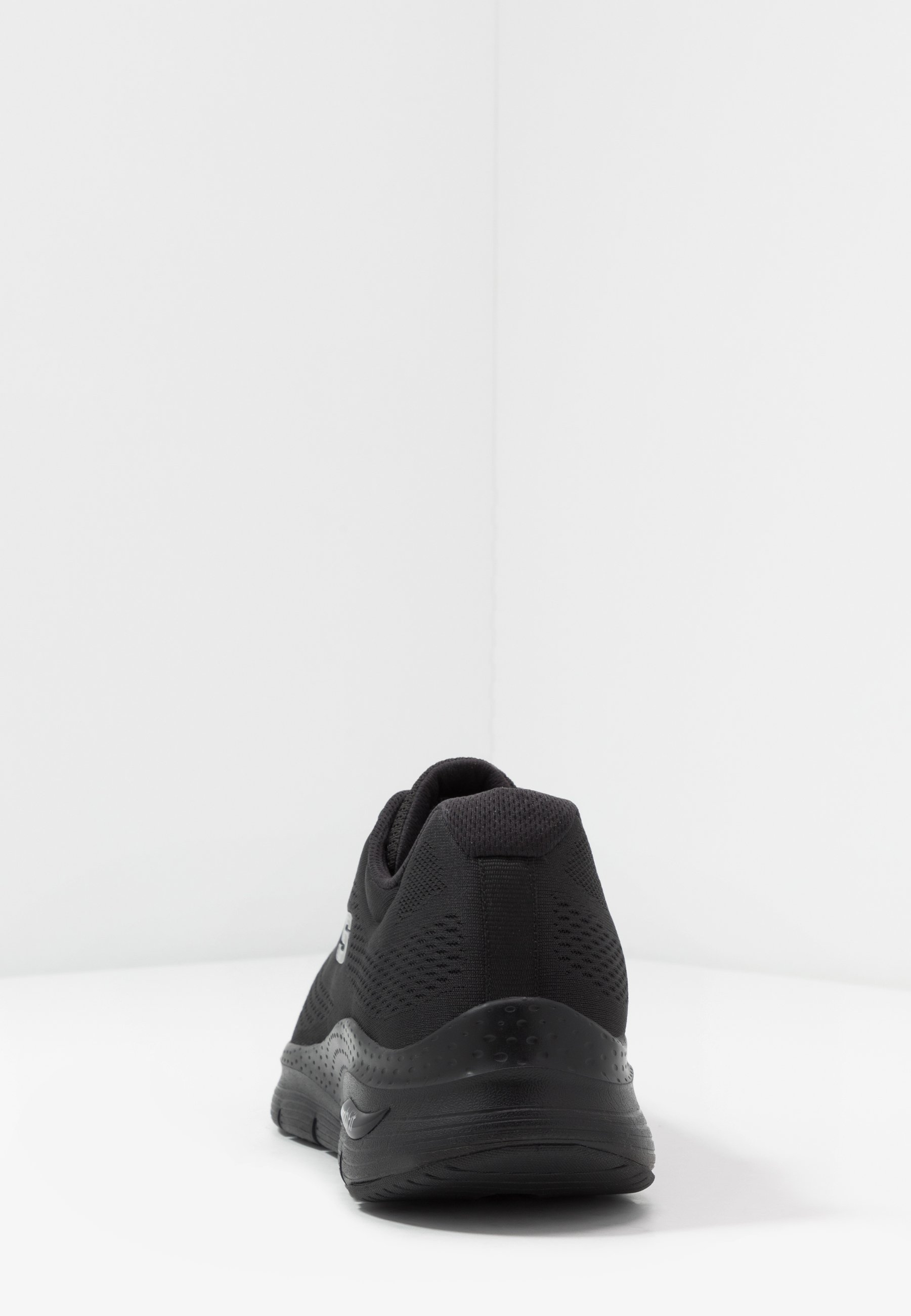 Skechers Sport ARCH FIT Joggesko black Zalando.no Skechers Sport ARCH FIT Joggesko black Zalando.no