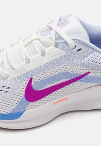 Nike Performance AIR WINFLO 11 - Road running shoes - white, blue, purple