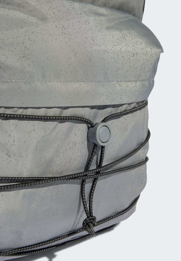 Rucksack - iron met2