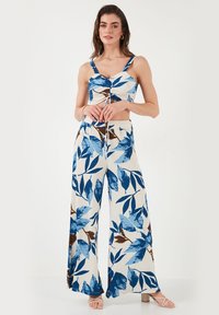 Top - saxe blue
