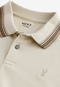 Next TIPPED REGULAR FIT - Polotričko - neutral