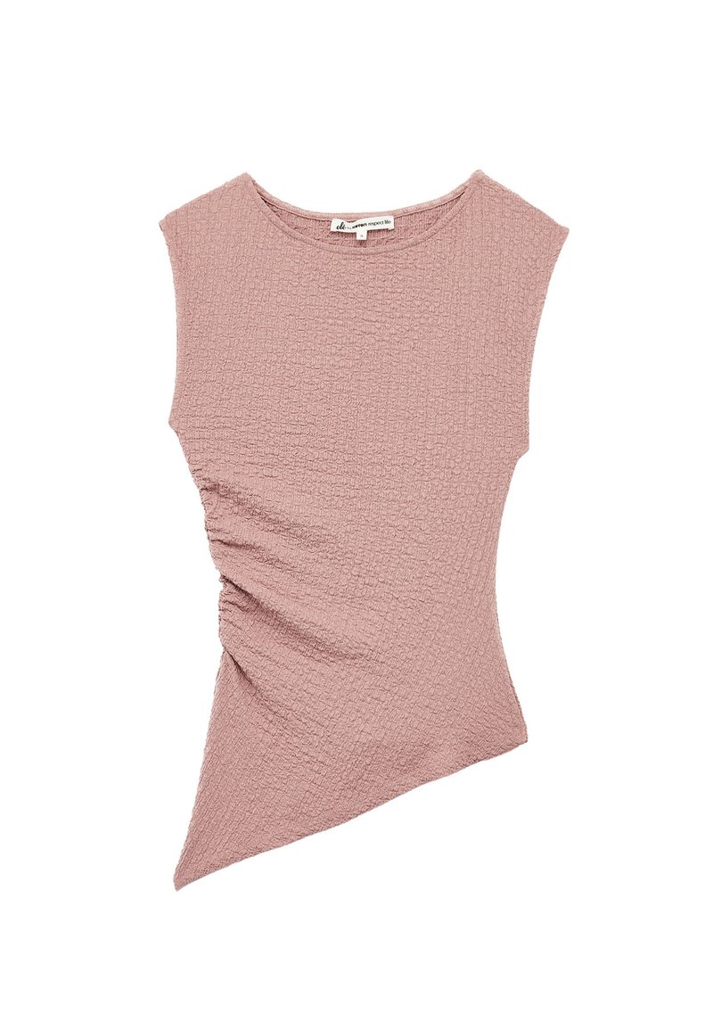 Top ajustado de manga corta en tejido texturizado color rosa pálido, con un dobladillo asimétrico y sutil fruncido en un lado.
