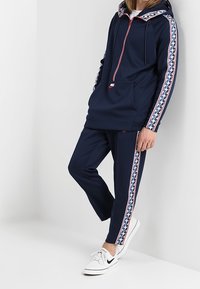 Nike Sportswear Träningsbyxor - dark blue