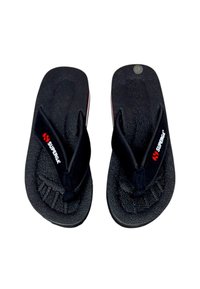 Infradito neri con fondo testurizzato, fasce in tessuto nero e dettagli del logo rosso. Design piatto con suola sagomata per il comfort.