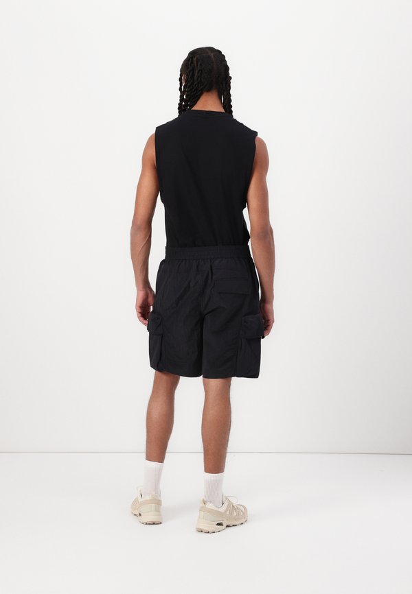 RESERVE SHORT - Shorts2