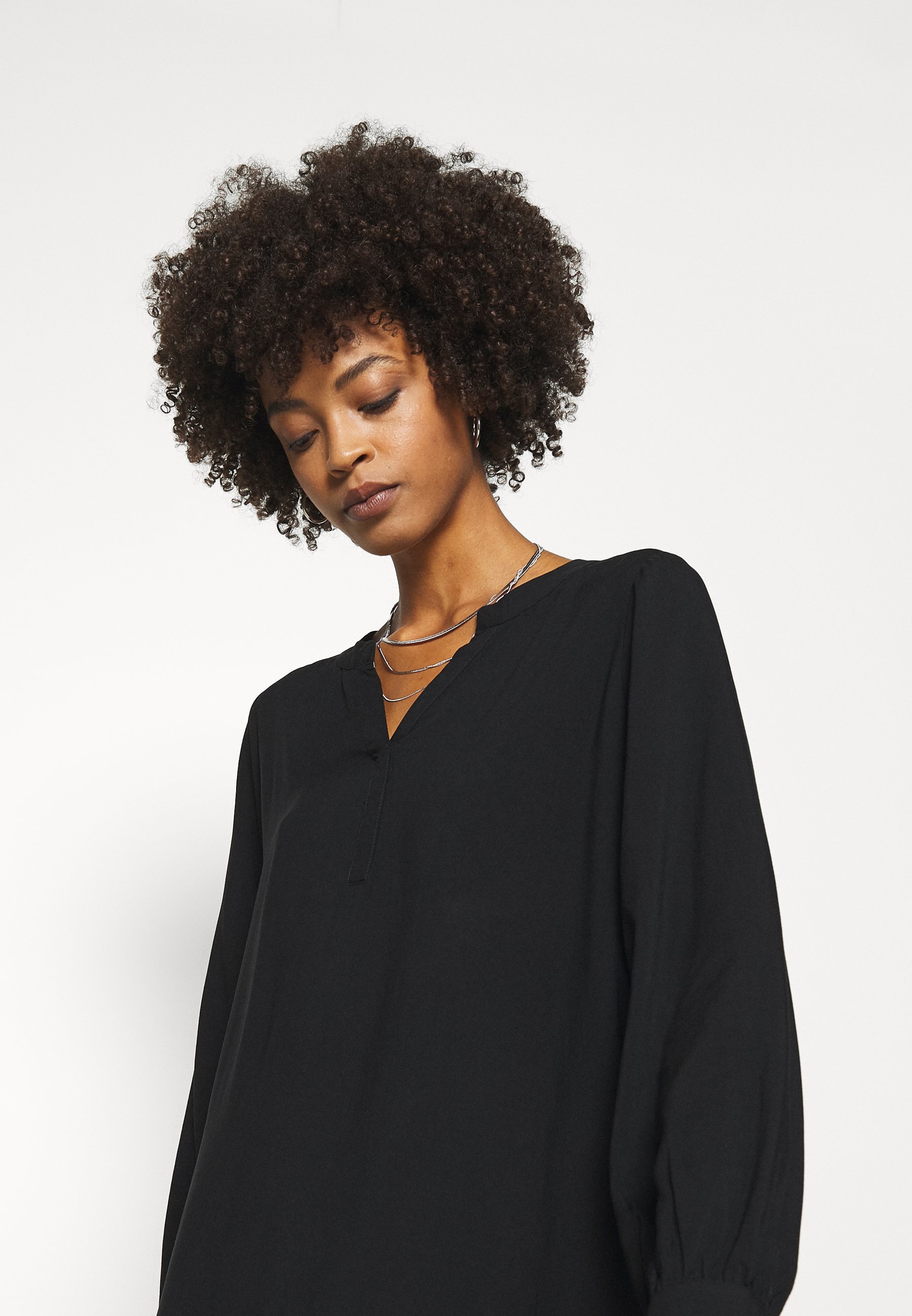 Soyaconcept SC RADIA 57 Kjole blacksvart Zalando.no Soyaconcept SC-RADIA 57 - Kjole - black