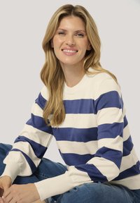 Kaffe Džemper - turtle dove   blue bold stripe