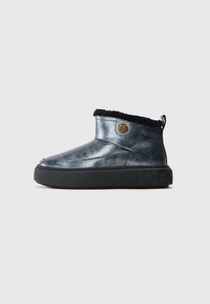 YOKO 22 - Talvesaapad - black