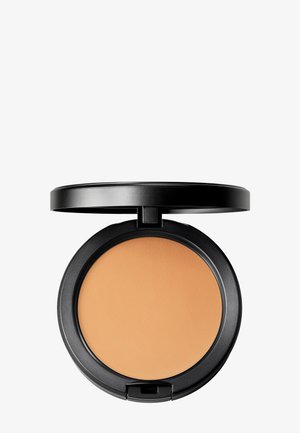 MAC STUDIO FIX POWDER PLUS FOUNDATION - Foundation - nc41