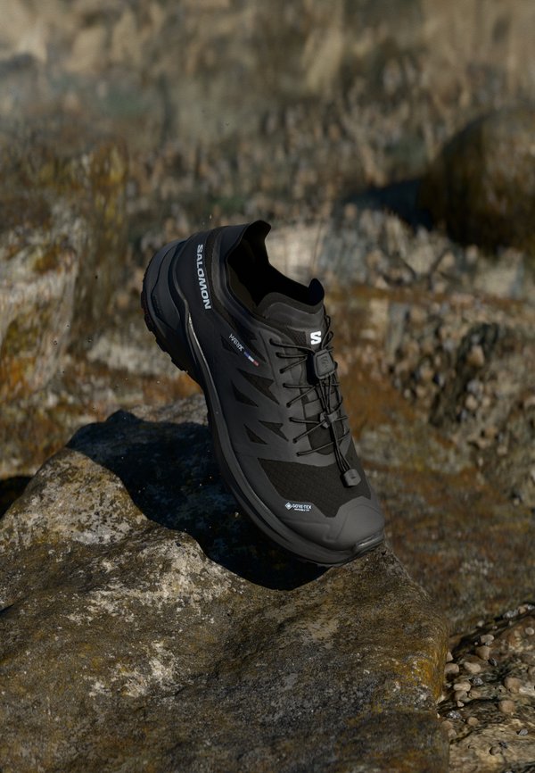 XA META GORE TEX - Hikingschuh
